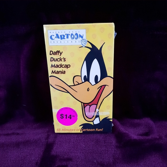 Looney Tunes VHS Tapes - Picture 2 of 7